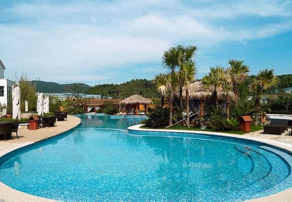 Huanxiu Resort & Spa Suzhou (Jiangsu) Exterior photo